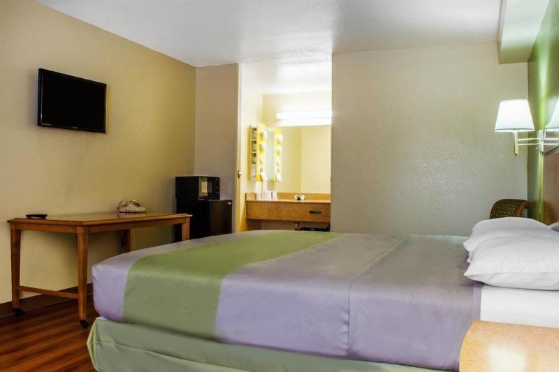 รามาดา บาย วินด์แฮม เทมปี/แอท แอริโซนา มิลล์ มอลล์ Hotel ภายนอก รูปภาพ