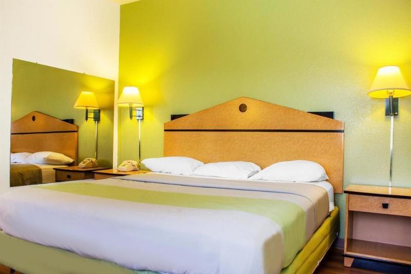 รามาดา บาย วินด์แฮม เทมปี/แอท แอริโซนา มิลล์ มอลล์ Hotel ภายนอก รูปภาพ